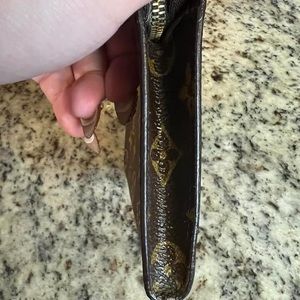 Authentic Louis Vuitton Bucket pouch.